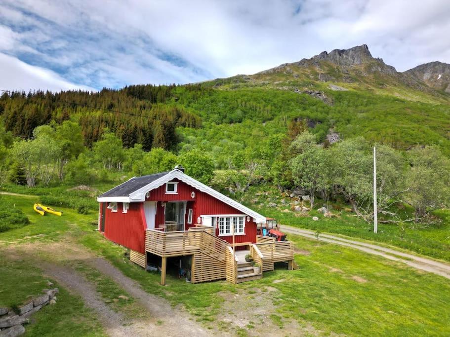 The Little Red Cabin Lofoten Urda Exterior foto