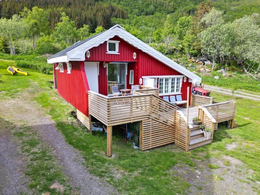 The Little Red Cabin Lofoten Urda Exterior foto